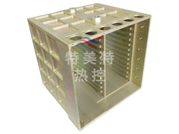 整體式液冷機(jī)箱